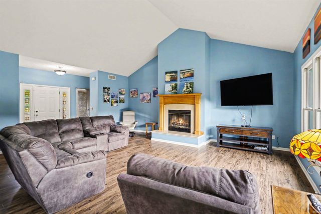 29281 County Road 12, Elkhart, IN 46514