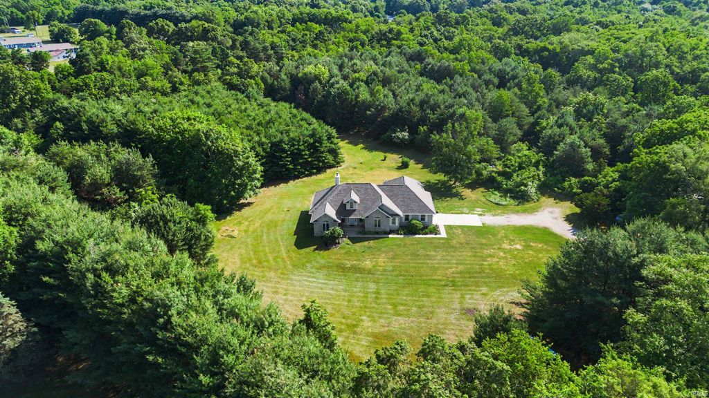 29281 County Road 12, Elkhart, IN 46514