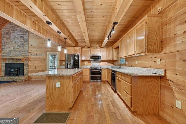 21 Trails End Lane, Morganton, GA 30560