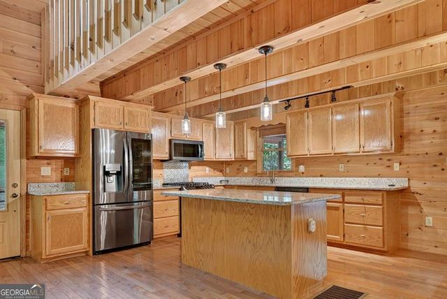 21 Trails End Lane, Morganton, GA 30560
