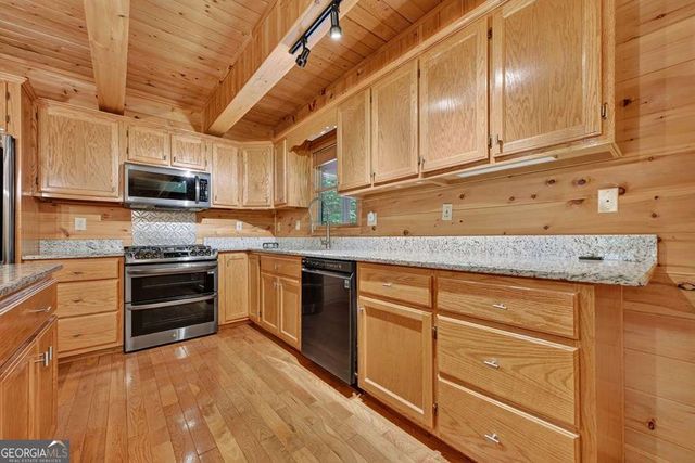21 Trails End Lane, Morganton, GA 30560