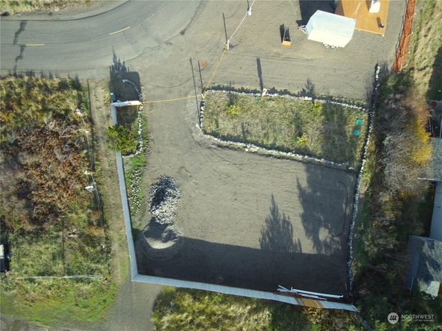 31710 J Place, Ocean Park, WA 98640