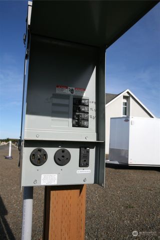 31710 J Place, Ocean Park, WA 98640