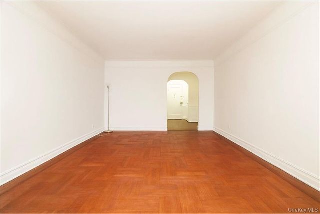 868 E 7th Street 3C, Brooklyn, NY 11230