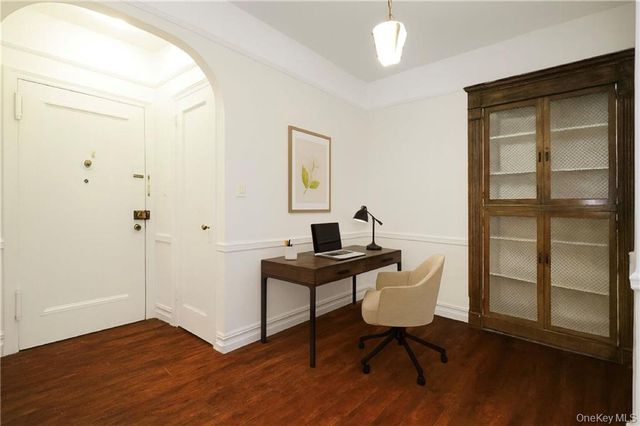 868 E 7th Street 3C, Brooklyn, NY 11230