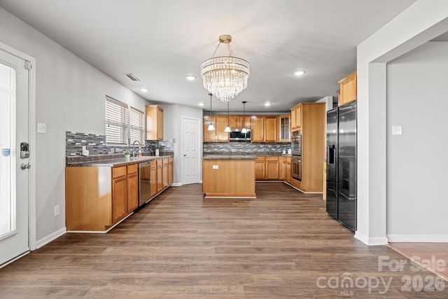 3272 Table Rock Drive, Gastonia, NC 28052