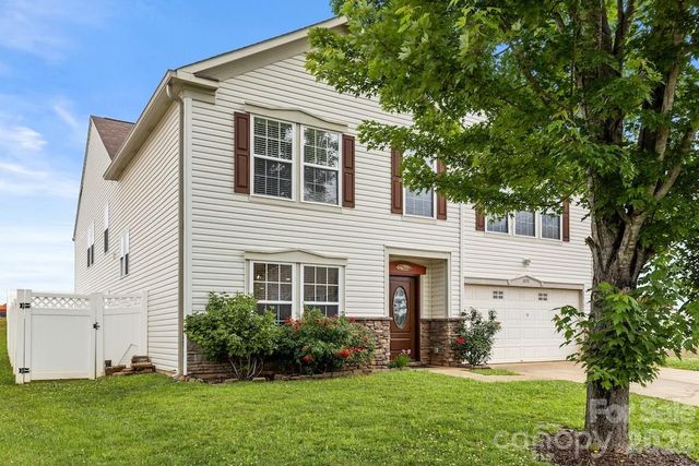 3272 Table Rock Drive, Gastonia, NC 28052