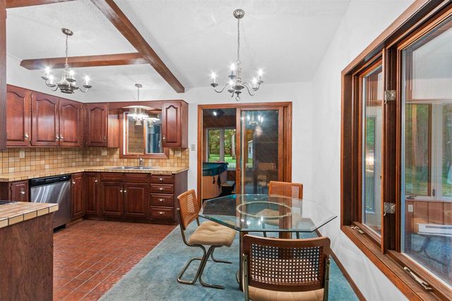 3903 N 7TH DRIVE, Hancock, WI 54943