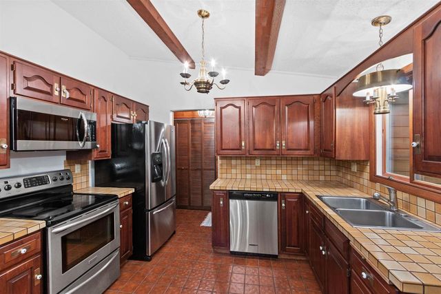 3903 N 7TH DRIVE, Hancock, WI 54943