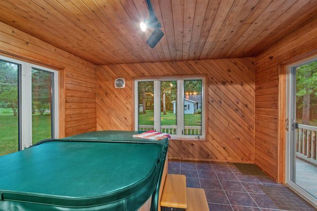3903 N 7TH DRIVE, Hancock, WI 54943