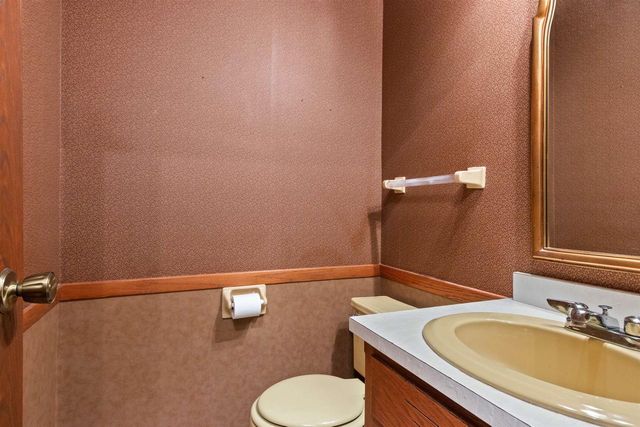 3903 N 7TH DRIVE, Hancock, WI 54943