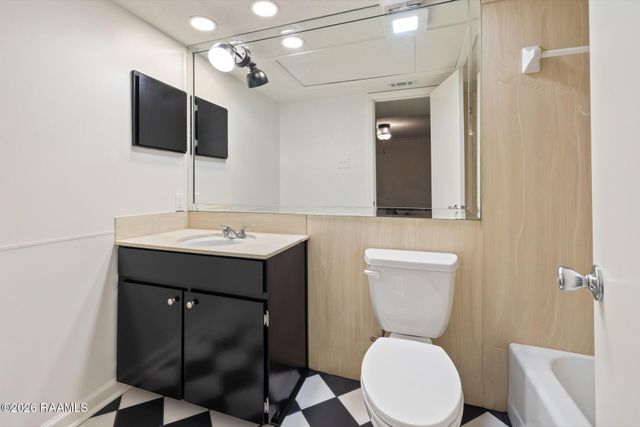 3121 Johnston Street 217, Lafayette, LA 70503