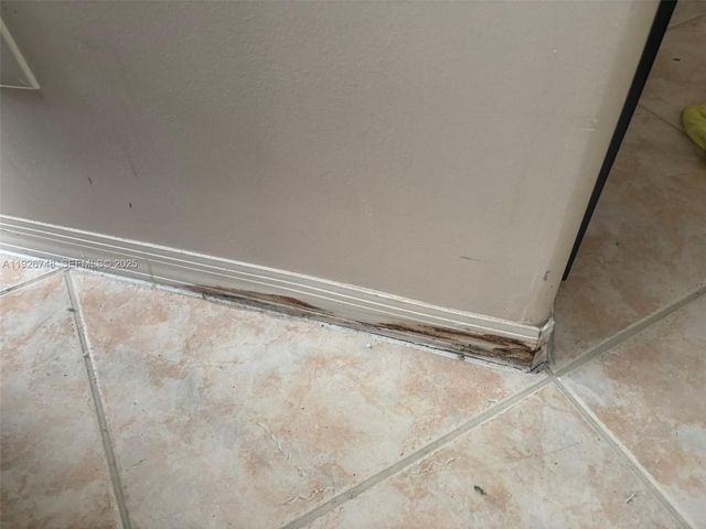 12425 NW 54th Ct, Coral Springs, FL 33076