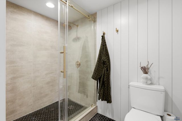 1127 WOODRIDGE DR, Rapid City, SD 57701