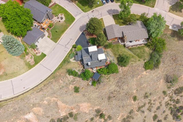 1127 WOODRIDGE DR, Rapid City, SD 57701