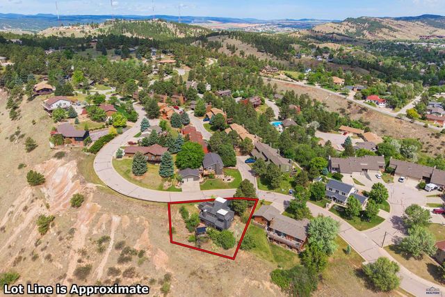 1127 WOODRIDGE DR, Rapid City, SD 57701
