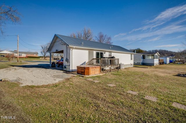 1449 Independence Avenue, Mount Carmel, TN 37645