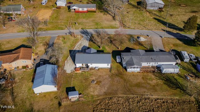 1449 Independence Avenue, Mount Carmel, TN 37645