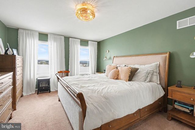 37 PHEASANT HILL DR, Halifax, PA 17032