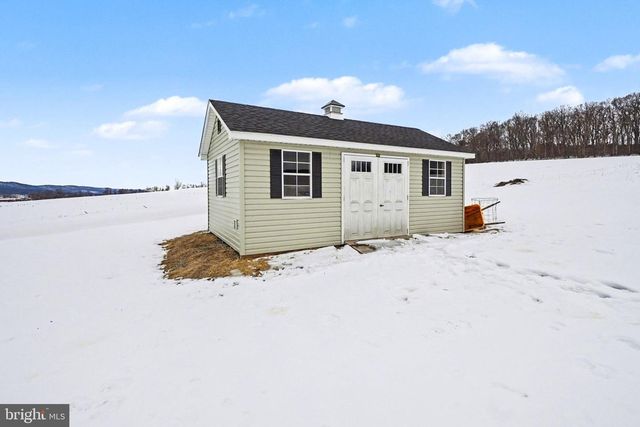 37 PHEASANT HILL DR, Halifax, PA 17032