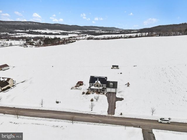 37 PHEASANT HILL DR, Halifax, PA 17032