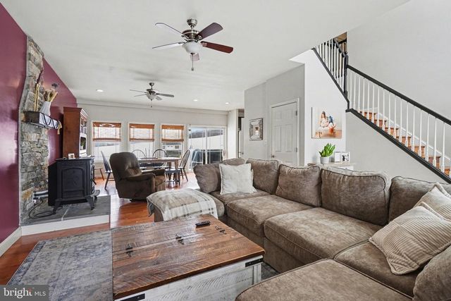 37 PHEASANT HILL DR, Halifax, PA 17032