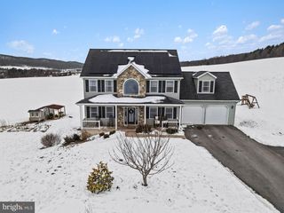 37 PHEASANT HILL DR, Halifax, PA 17032