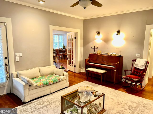 120 S Tusten Street, Elberton, GA 30635
