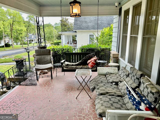 120 S Tusten Street, Elberton, GA 30635