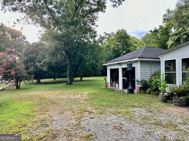 120 S Tusten Street, Elberton, GA 30635