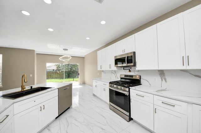 11027 Dellrose Crossing Drive, Richmond, TX 77406