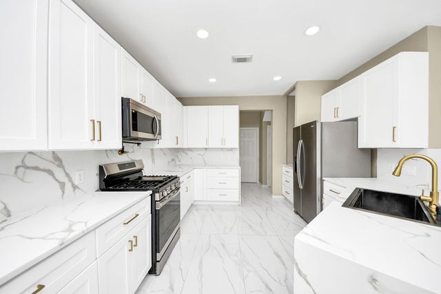 11027 Dellrose Crossing Drive, Richmond, TX 77406