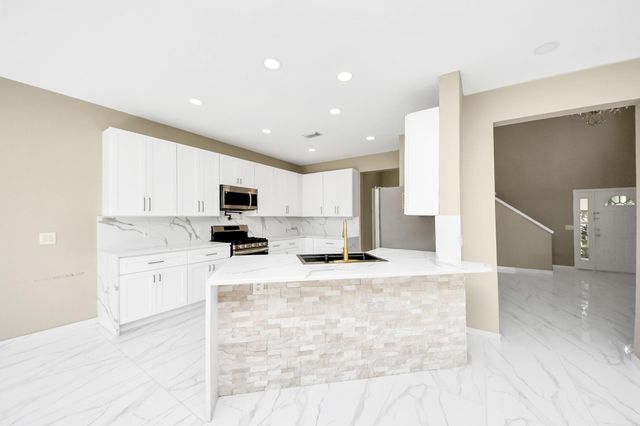 11027 Dellrose Crossing Drive, Richmond, TX 77406