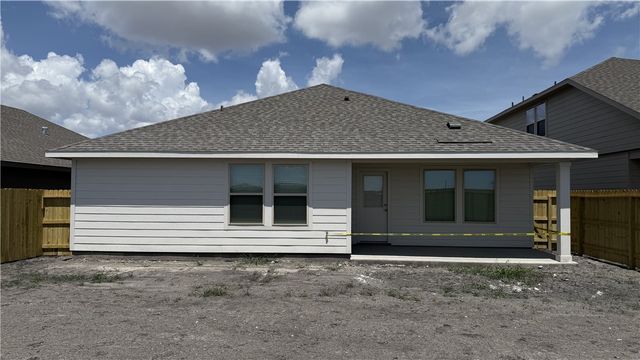 1345 Remys St, Corpus Christi, TX 78415