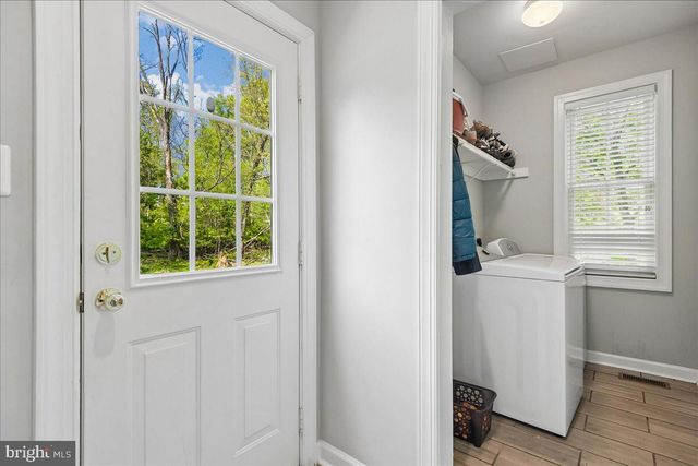 2010 DROVERS LN, Cooksville, MD 21723