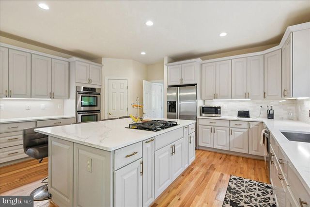 2010 DROVERS LN, Cooksville, MD 21723