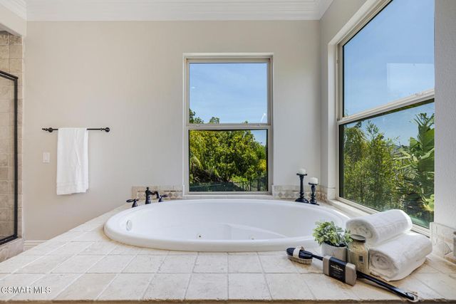 6852 Hazel Top Court, Moorpark, CA 93021