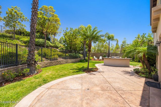 6852 Hazel Top Court, Moorpark, CA 93021
