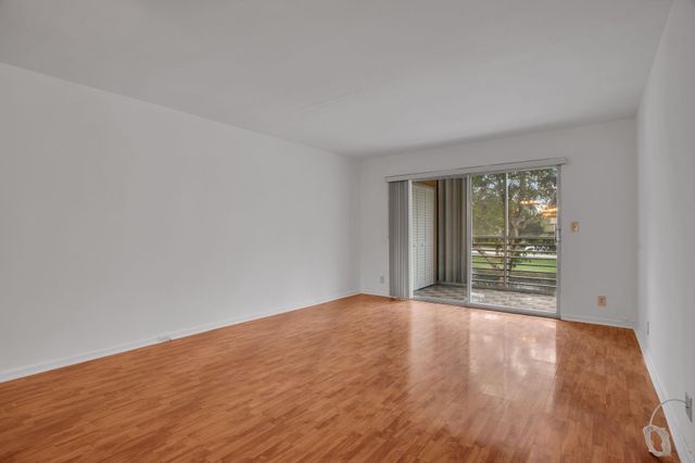 2006 Granada Dr N2, Coconut Creek, FL 33066