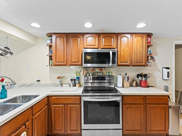 5646 ANDREA DRIVE, Holiday, FL 34690