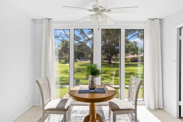 5095 BAY STREET NE 114, St Petersburg, FL 33703