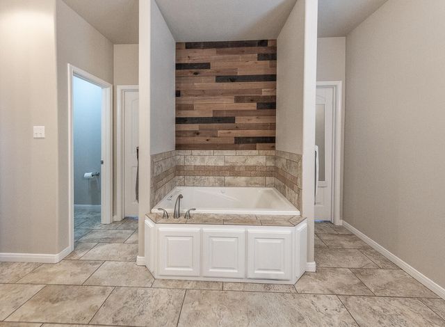 1 Highland Drive, Ransom Canyon, TX 79366