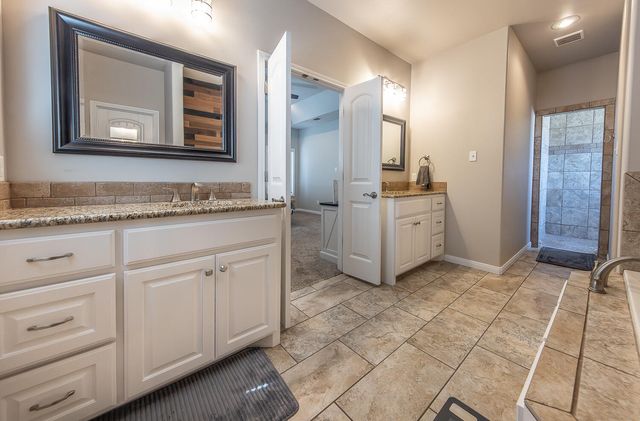 1 Highland Drive, Ransom Canyon, TX 79366