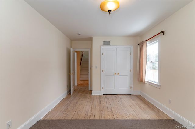 33 Forest Glen Road, Valley Cottage, NY 10989