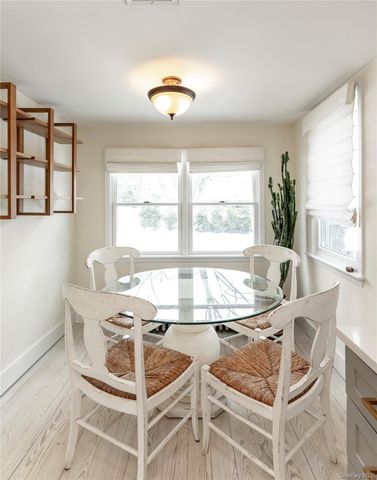 33 Forest Glen Road, Valley Cottage, NY 10989