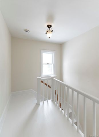 33 Forest Glen Road, Valley Cottage, NY 10989