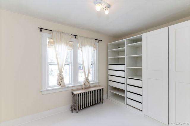 33 Forest Glen Road, Valley Cottage, NY 10989