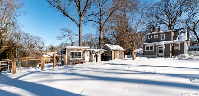 33 Forest Glen Road, Valley Cottage, NY 10989