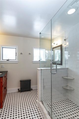 33 Forest Glen Road, Valley Cottage, NY 10989