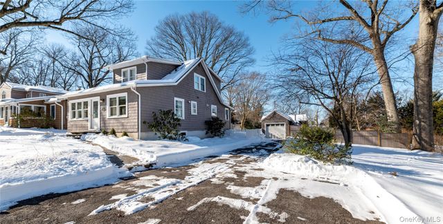 33 Forest Glen Road, Valley Cottage, NY 10989